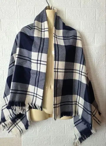 [ 택 포함 새상품 ] 울 100% 네이비 체크 스톨