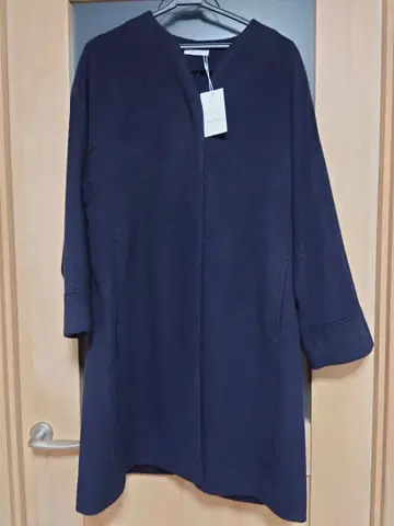 KEYUCA 케유카 에어리 울리쉬 키넥 코트 네이비 새상품