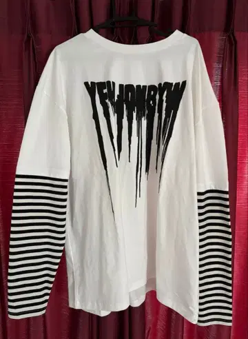 Diable baiser 로고 보더 긴팔 레이어드 티셔츠