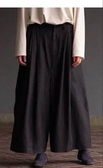 ka na ta xakama pants