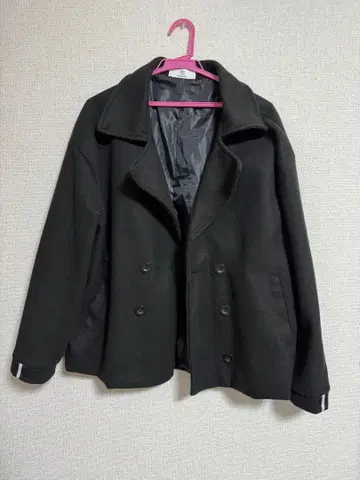 울 혼방 블랙 더블 브레스트 피 코트