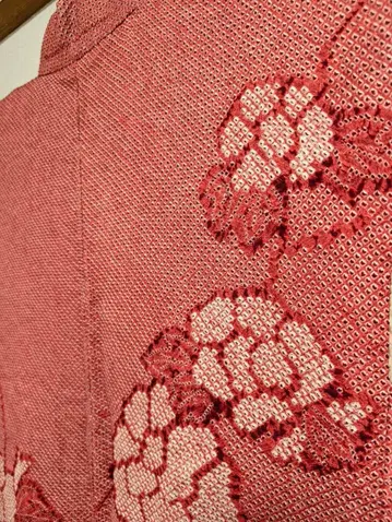 꽃무늬 주홍색 겉옷