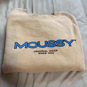MOUSSY 베이지 트레이닝복 로고 자수