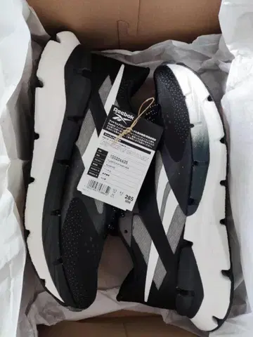 Reebok FLOATZIG SYMMETROS 28.5cm