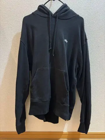 ALPHA INDUSTRIES 블랙 후드티