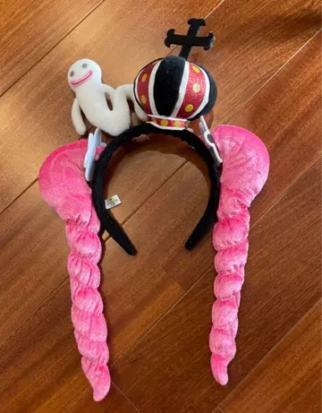 [ 새상품급 ] USJ 머리띠 원피스 페로나 레어 레트로