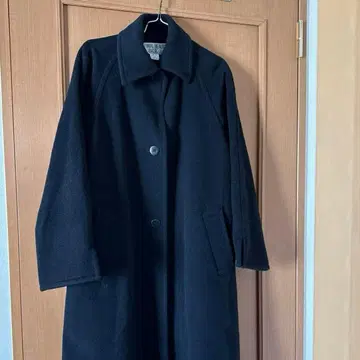 NATURAL BEAUTY BASIC 블랙 롱 코트