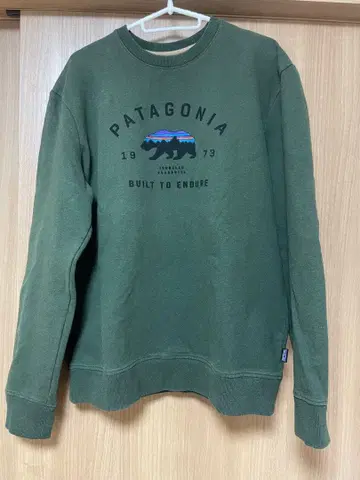 PATAGONIA 크루넥 맨투맨 올리브 그린