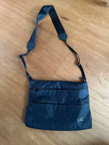 F/CE. 블랙 사코슈