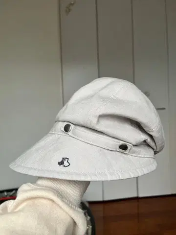 Black&White 스포츠 햇 화이트 미사용