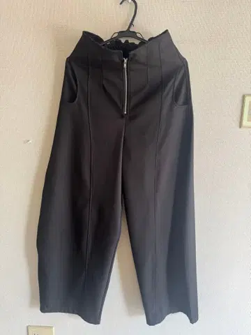 cft. 프론트 지퍼 커브 팬츠