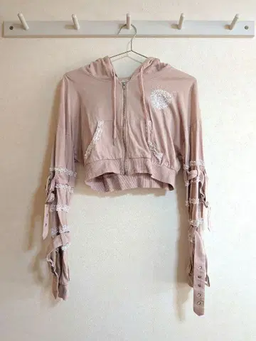 Ank Rouge 숏 기장 후드티