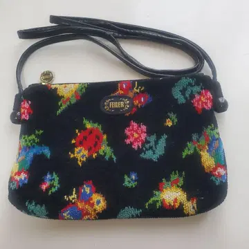 FEILER 숄더백 블랙 하이디