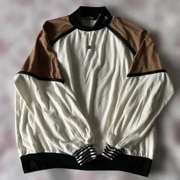 SY32 BY SWEET YEARS 하이넥 상의 L