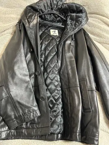 HAI 블랙 가죽 코트 M 후드 부착