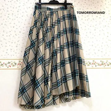 투모로우랜드 스커트