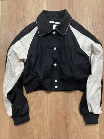 크롭 자켓 블랙/베이지