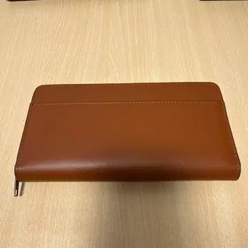 브라운 가죽 지퍼식 장지갑