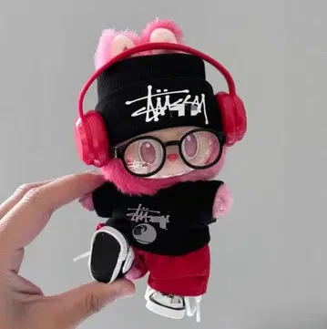 기간 한정 세일 Labubu 의류 4종 세트 미사용 새상품