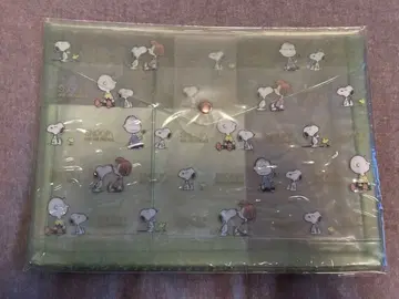 PEANUTS 스누피 멀티 케이스 A5 사이즈 그린