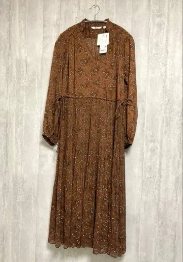 [택 포함 새상품] 유니클로C 플리츠 쉬폰 원피스 볼륨 슬리브