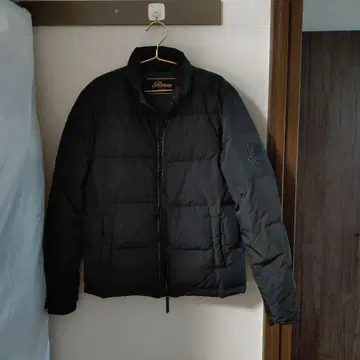 ROEN 로엔 레오파드 표범 무늬 스컬 다운 자켓 블랙