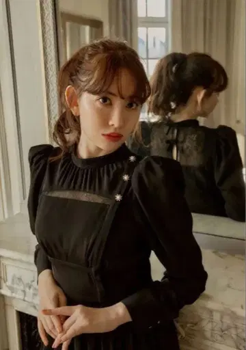 Modern Mademoiselle Back Ribbon Dress