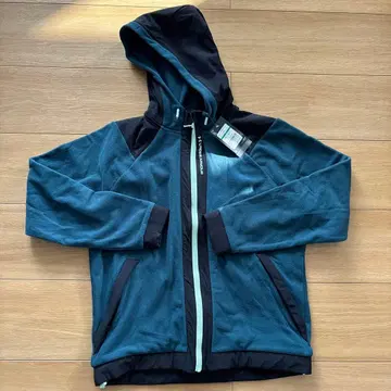 언더아머 UNDER ARMOUR 후드 부착 택 포함 새상품