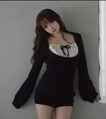 andmary Raven gather set up black