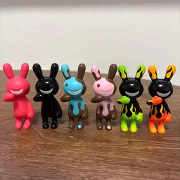 BLACKRABBiT 캡슐 토이 [ 컴플리트 6종 ]