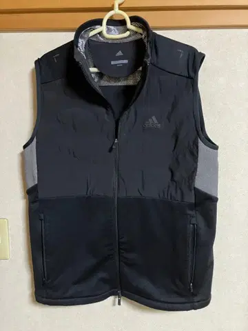 adidas 골프 블랙 보온 베스트