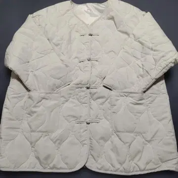 agu 퀼팅 자켓 M 사이즈 화이트