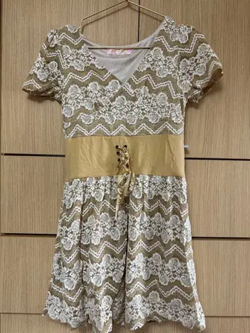 레이스 베이지 미니 원피스 반팔