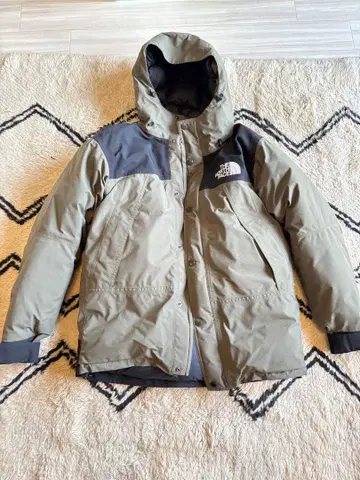 THE NORTH FACE 다운 자켓 카키