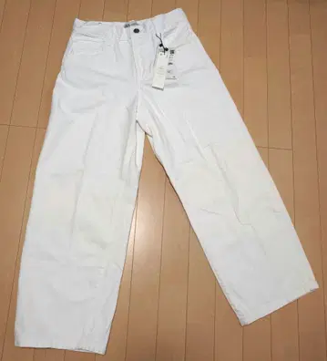ZARA 화이트 와이드 팬츠