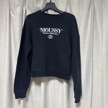 moussy 맨투맨 블랙