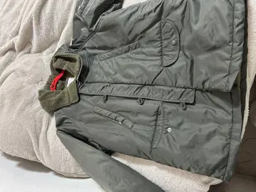 다운 자켓 올리브 그린