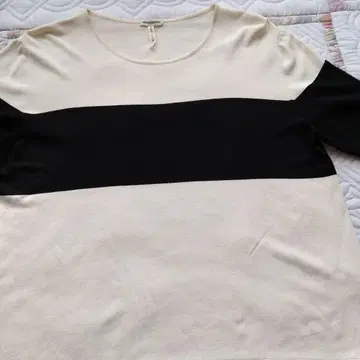 아이보리 블랙 보더 니트 반팔