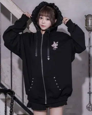 pium mezzo piano 후드티