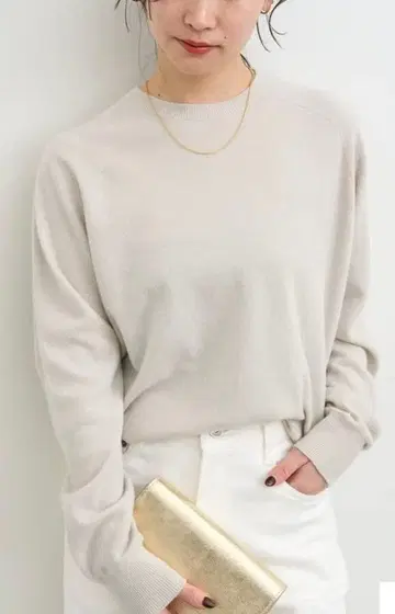 CAPRI 크루넥 풀오버