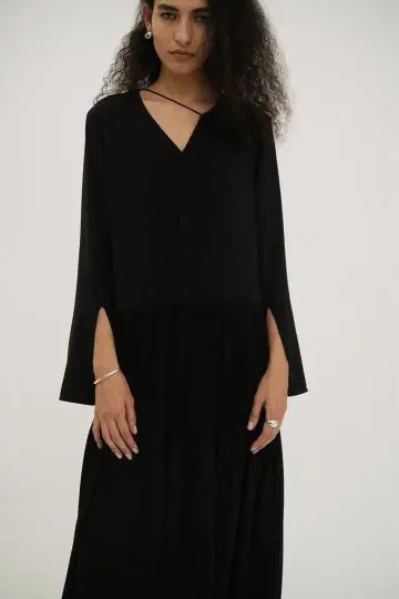 CLANE SLANT PINTUCK LOOSE ONEPIECE