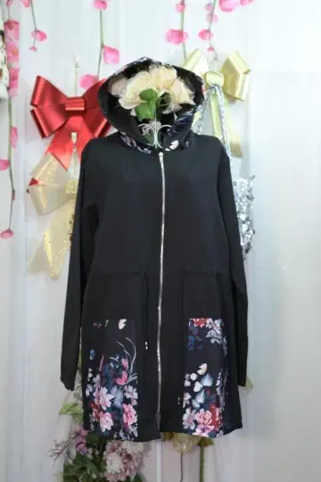 새상품 추가 OFF LL 사이즈 꽃무늬 절개 집업 자켓 BLACK9007