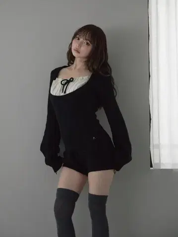 andmary Raven gather set up black