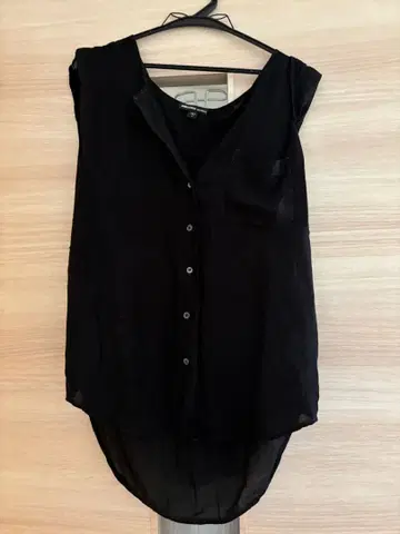 JAMES PERSE 슬리브리스 셔츠 블랙