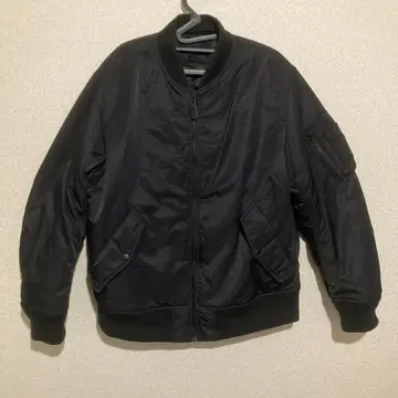 유니클로 MA-1 블랙 L 사이즈