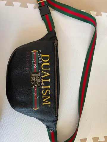 DUALISM 바디백 블랙