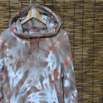 타이다이 디자인 후드 부착 후드티 수제 염색 리메이크 하나뿐인 아이템