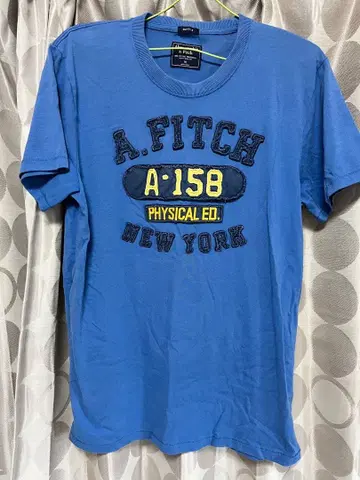 아바클로 A.FITCH 프린트 티셔츠 파랑 M 사이즈