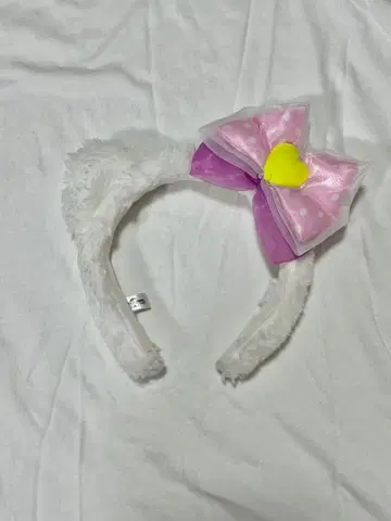 USJ 귀 달린 머리띠 화이트 키티