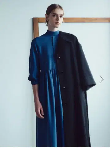 TIARA 하이넥 원피스